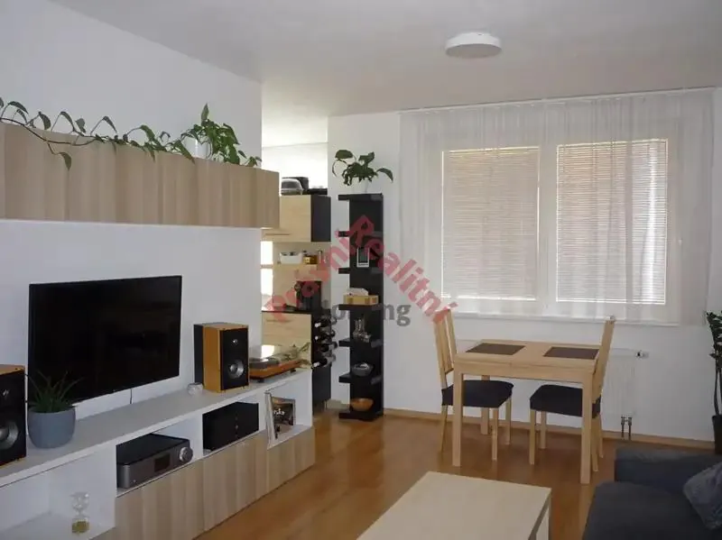 2+kk, Dubová, Pardubice, Pardubický kraj