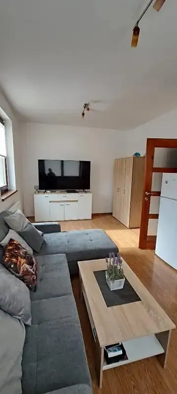 1+kk, 1. máje, Hrádek nad Nisou, Liberec, Liberecký kraj