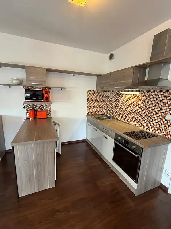 2+kk, Komenského, Vrchlabí, Trutnov, Královéhradecký kraj