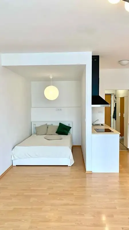1+kk, Wiesenthalova, Praha 5 - Řeporyje