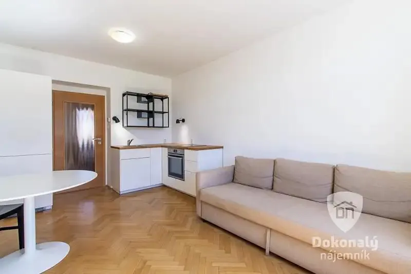 2+kk, Drahobejlova, Praha 9 - Libeň