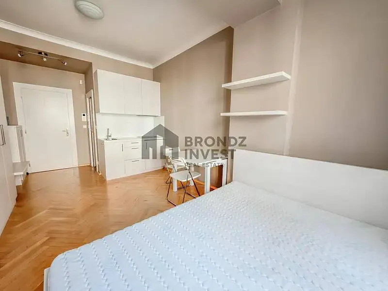 1+kk, Zelená, Praha 6 - Dejvice