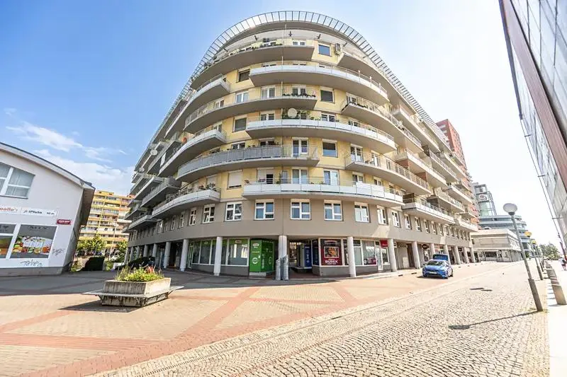 4+kk, Sluneční náměstí, Praha 5 - Stodůlky