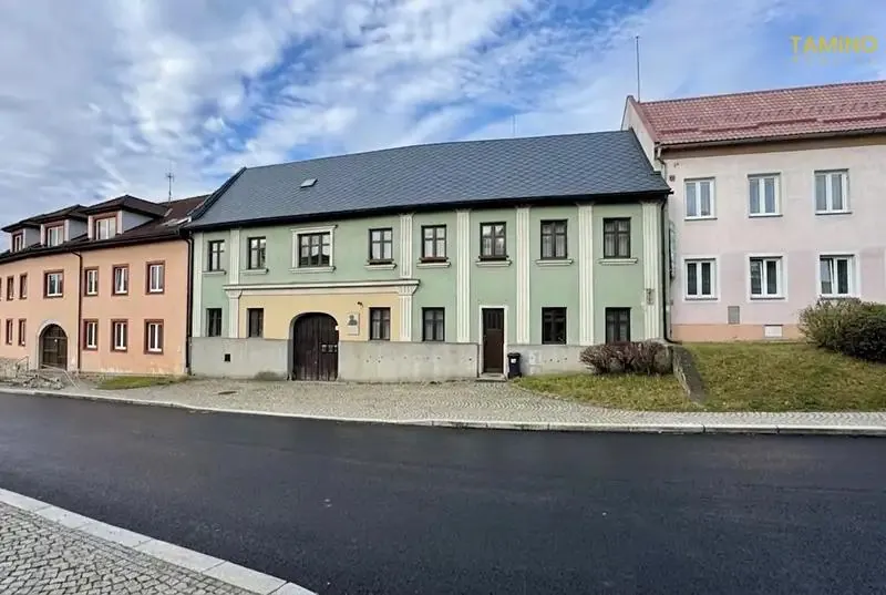 2+kk, nám. Sv. J. Nepomuckého, Studená, Jindřichův Hradec, Jihočeský kraj