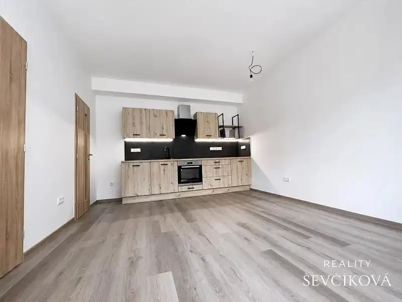 1+kk, Bidlova, Hradec Králové, Královéhradecký kraj