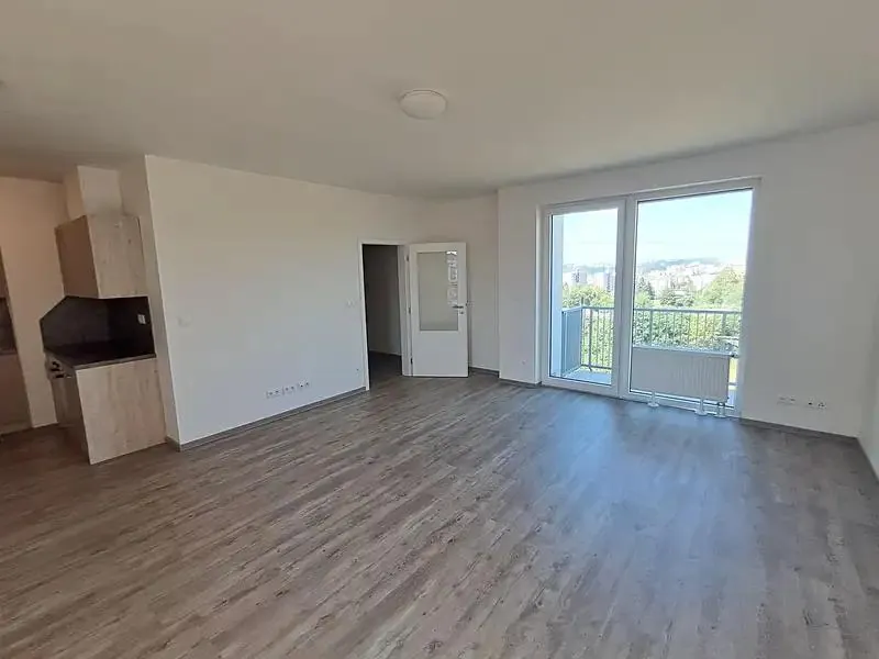 1+kk, Za černým mostem, Praha 9 - Hloubětín