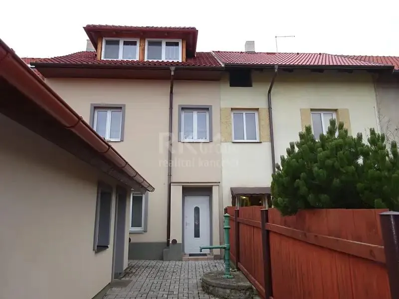 1+1, Antonína Pacovského, Žebrák, Beroun, Středočeský kraj