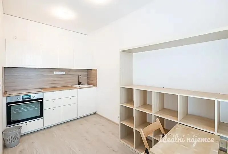1+kk, Chytré bydlení CLB@Letňany (Praha 9 - Letňany)