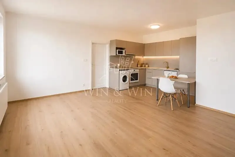2+kk, Hollarovo náměstí, Praha 3 - Vinohrady
