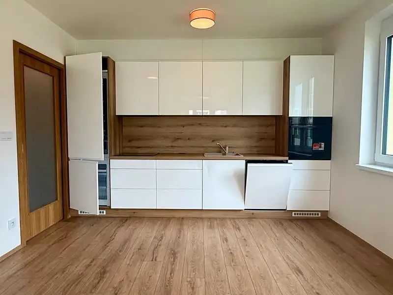 2+kk, Tovární, Liberec, Liberecký kraj