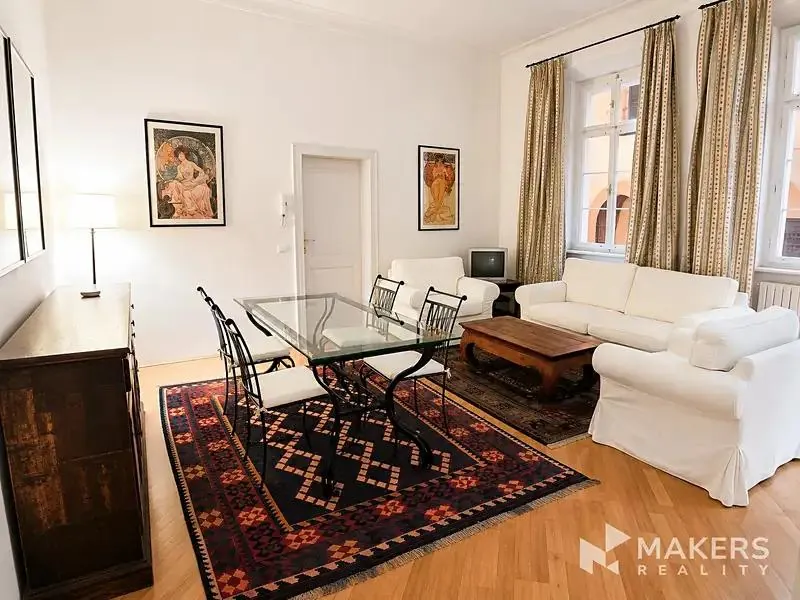 2+kk, Vlašská, Praha 1 - Malá Strana