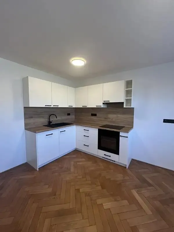 3+kk, Za poštou, Olomouc, Olomoucký kraj