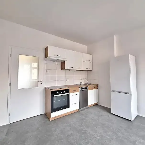 2+kk, Malá Plynární, Praha 7 - Holešovice