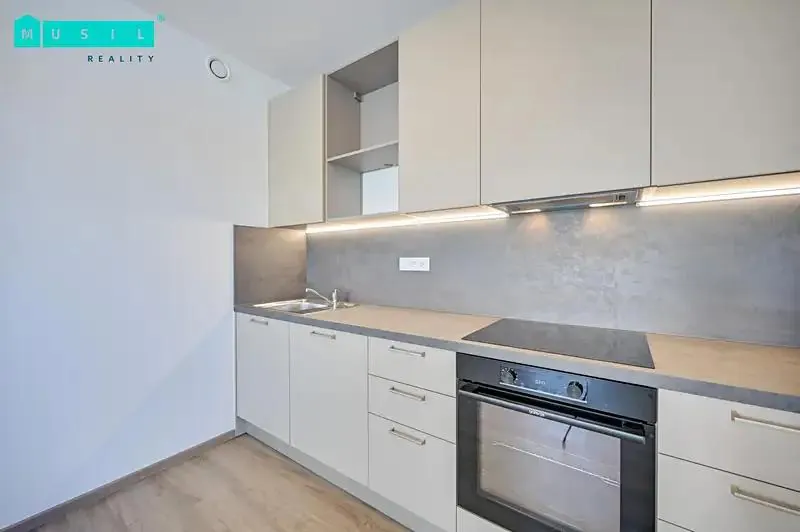 2+kk, Třída Jiřího Pelikána, Olomouc, Olomoucký kraj