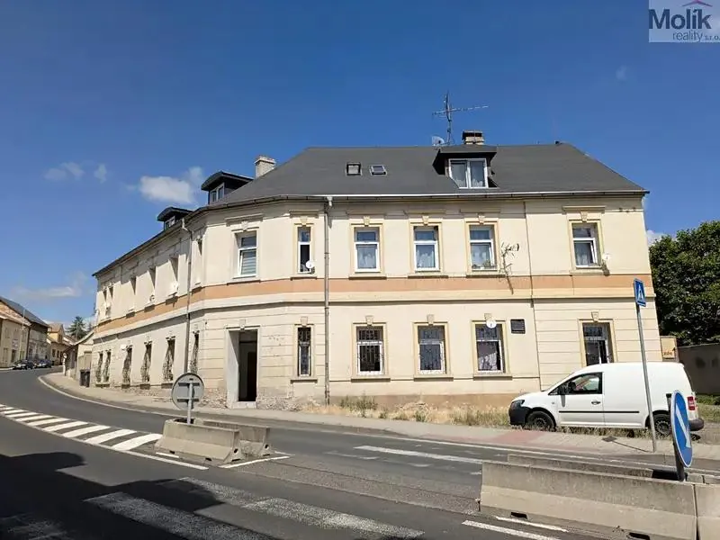 1+1, Litvínovská, Lom, Most, Ústecký kraj