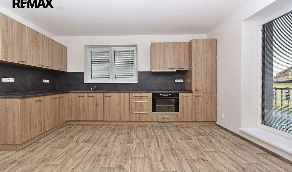 2+kk, Na Sídlišti, Kostelec nad Labem, Mělník, Středočeský kraj