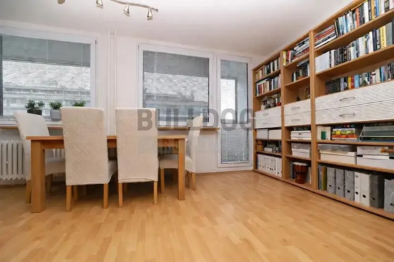 3+kk, Tádžická, Praha 10 - Vršovice