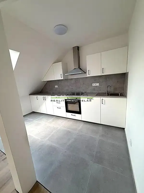 2+kk, Dukelská třída, Nový Bydžov, Hradec Králové, Královéhradecký kraj