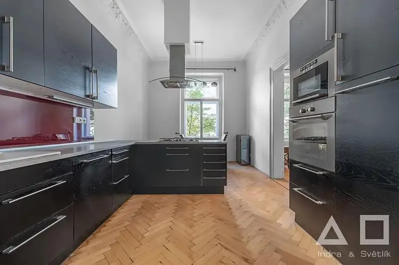 4+1, Rezidence Italská 8 (Praha 2 - Vinohrady)