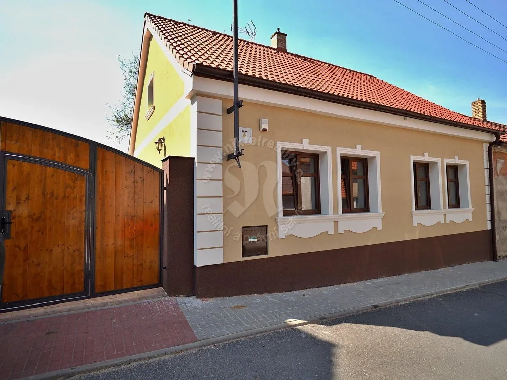 3+kk, Knovíz, Kladno, Středočeský kraj