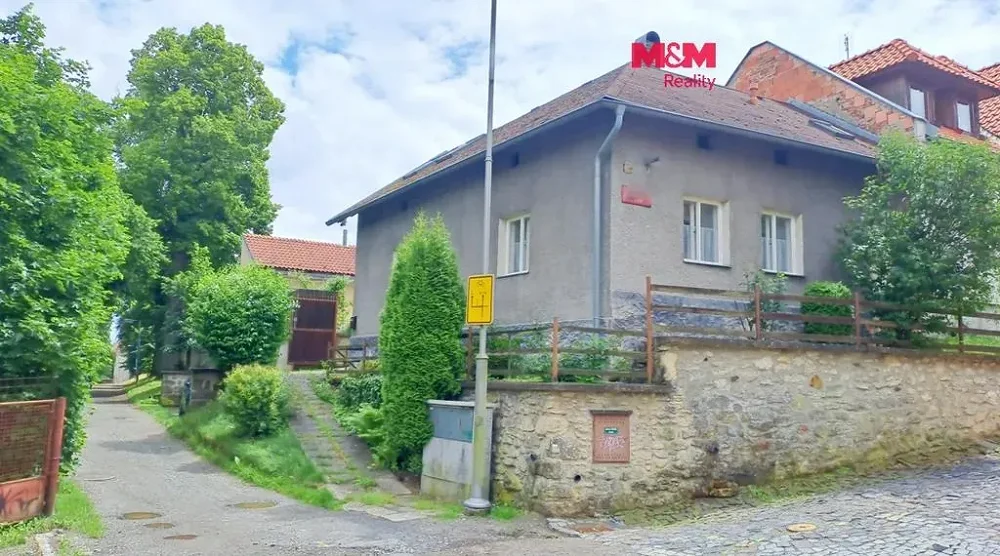 3+kk, Krupská, Bělá pod Bezdězem, Mladá Boleslav, Středočeský kraj