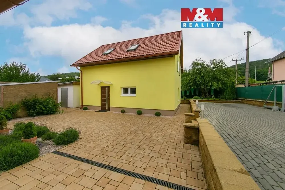 3+kk, náměstí Kněžny Ludmily, Tetín, Beroun, Středočeský kraj