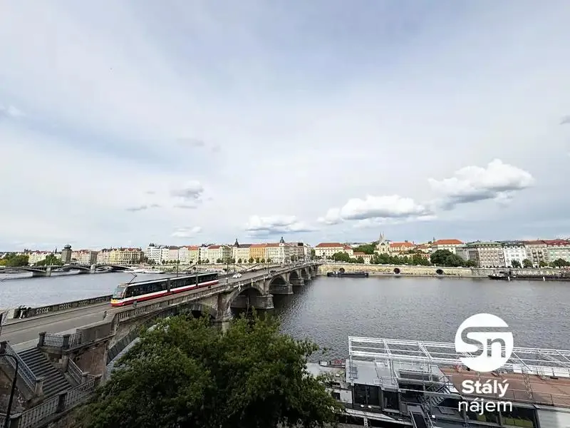 2+kk, Hořejší nábřeží, Praha 5 - Smíchov