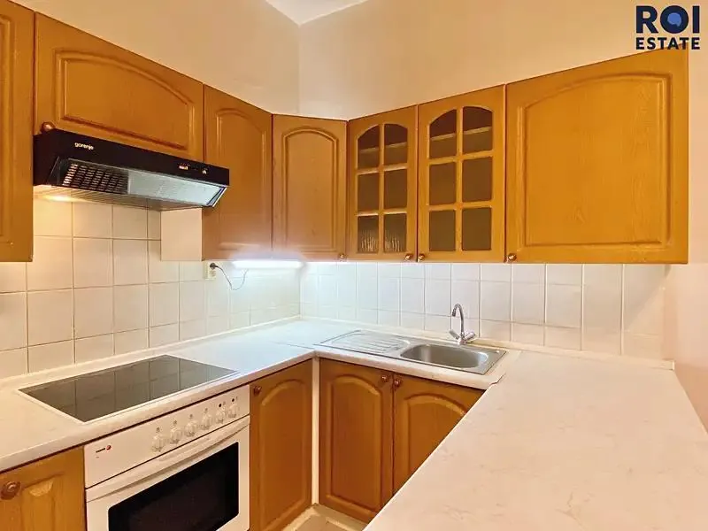 2+kk, Šternberkova, Praha 7 - Holešovice