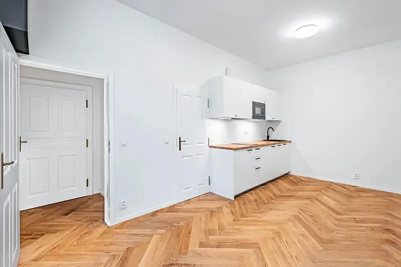 1+kk, Rezidence Velehradská 24 (Praha 3 - Vinohrady)