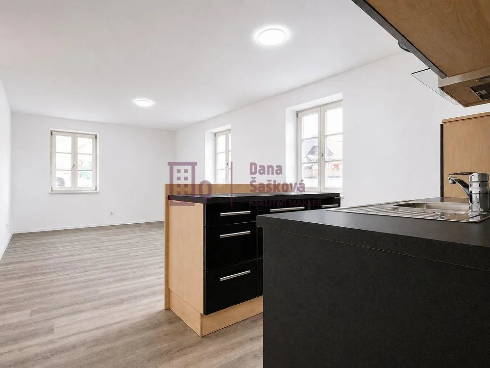 3+kk, nám. Míru, Jindřichův Hradec, Jihočeský kraj