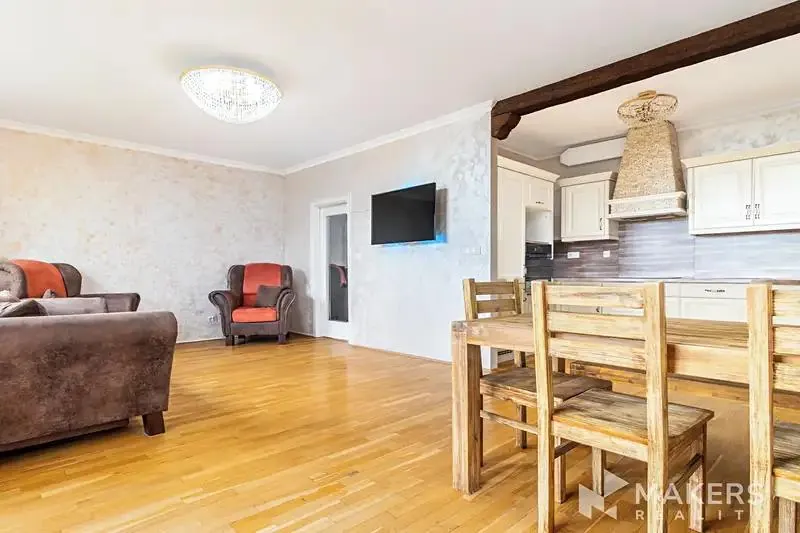 3+kk, U Dívčích hradů, Praha 5 - Smíchov