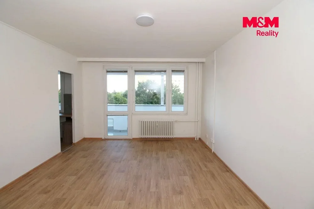1+kk, Hrubínova, Hradec Králové, Královéhradecký kraj