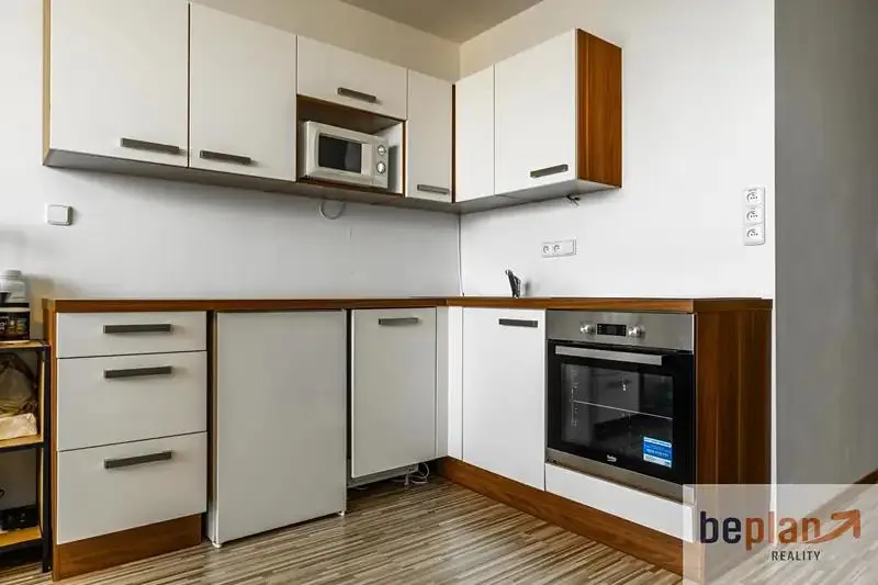 2+1, Komenského náměstí, Říčany, Praha-východ, Středočeský kraj