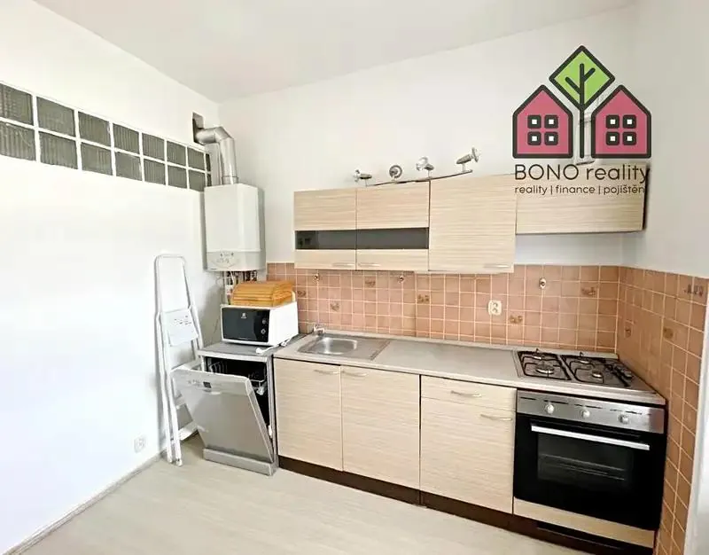 3+1, Karla Čapka, Teplice, Ústecký kraj