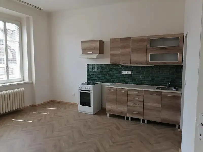 1+1, T. G. Masaryka, Kladno, Středočeský kraj