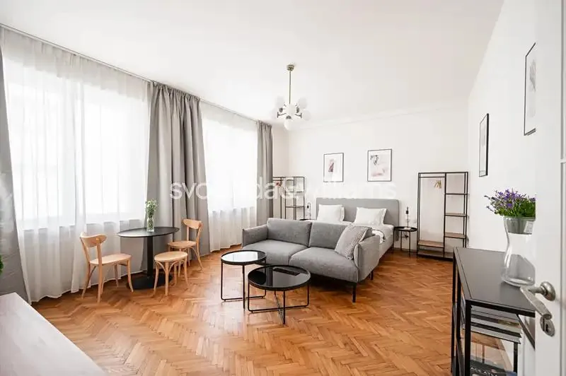 1+1, Konviktská, Praha 1 - Staré Město