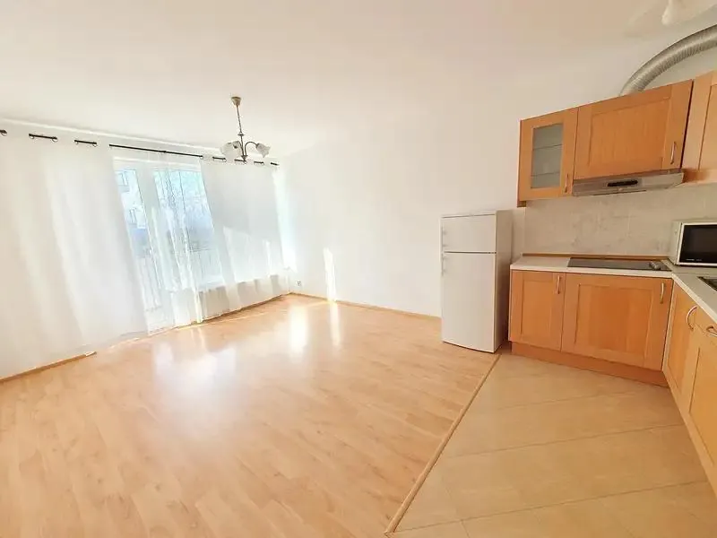 2+kk, Milotická, Praha 5 - Zličín