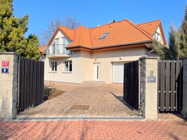 5+kk, Na hlavní, Praha 8 - Březiněves