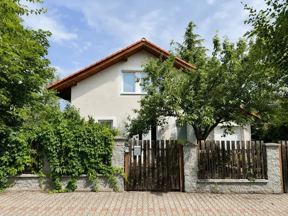 5+kk, Trnová, Praha-západ, Středočeský kraj