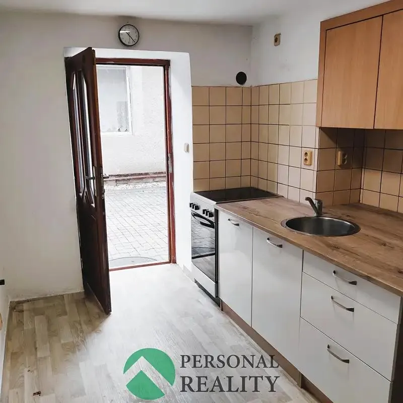 2+kk, Šípkova, Lázně Bohdaneč, Pardubice, Pardubický kraj