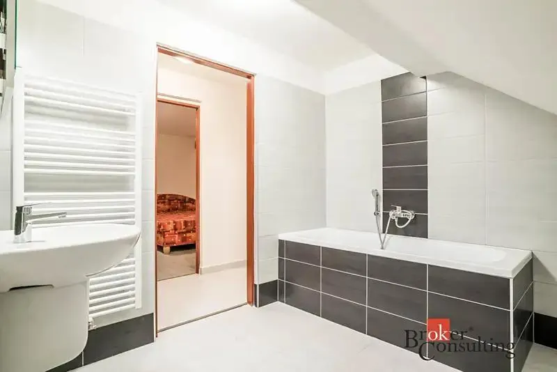 2+kk, Lhotka, Žďár nad Sázavou, Kraj Vysočina