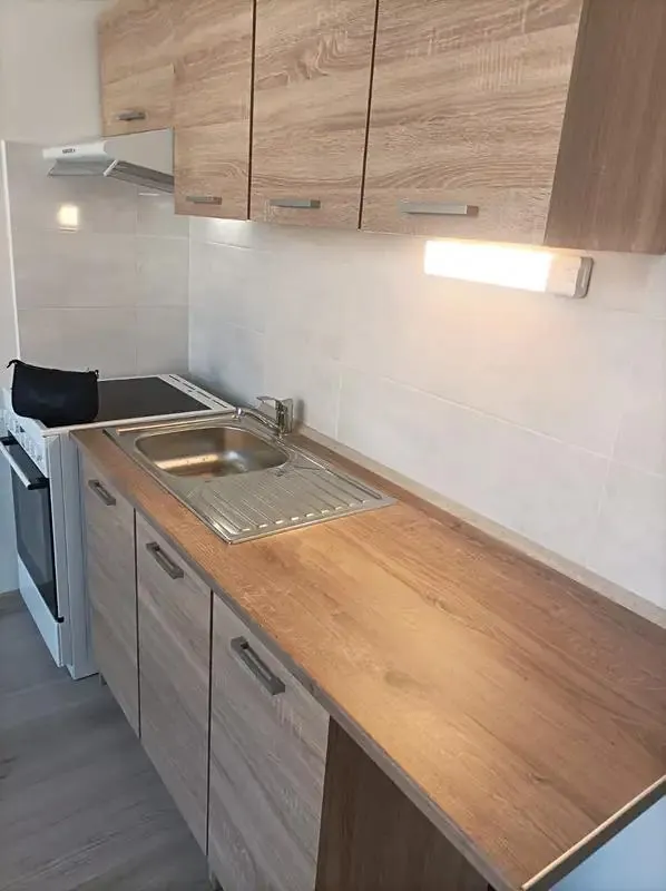 1+1, Dřínovská, Chomutov, Ústecký kraj