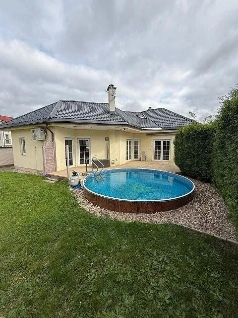 4+kk, U Studánky, Nehvizdy, Praha-východ, Středočeský kraj