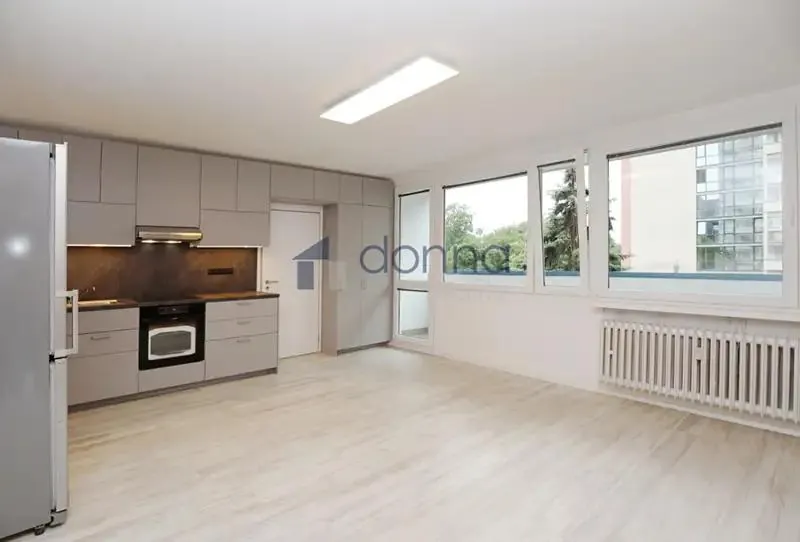4+kk, Kazašská, Praha 10 - Vršovice