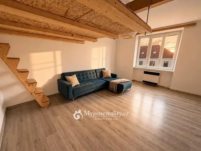 1+1, Loucká, Znojmo, Jihomoravský kraj