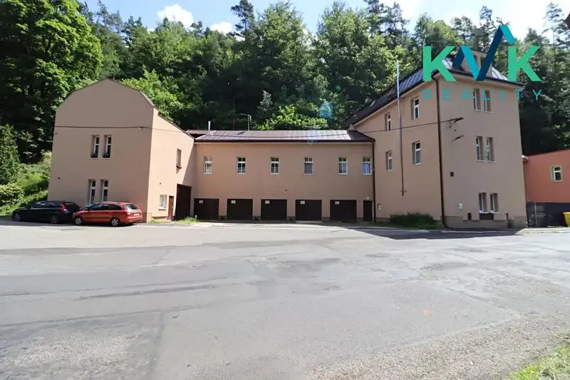 2+kk, Hamerská, Březová, Karlovy Vary, Karlovarský kraj