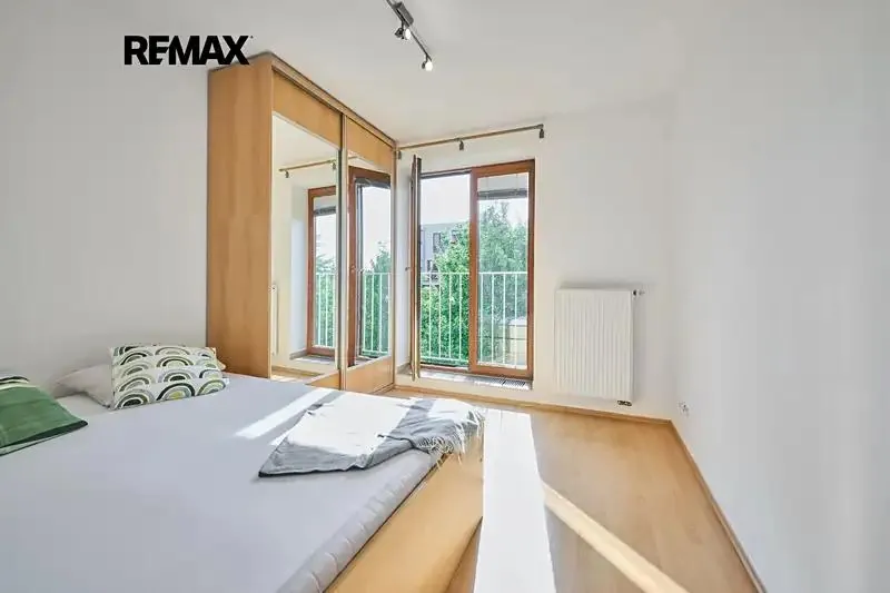 2+kk, Lomená, Zbuzany, Praha-západ, Středočeský kraj