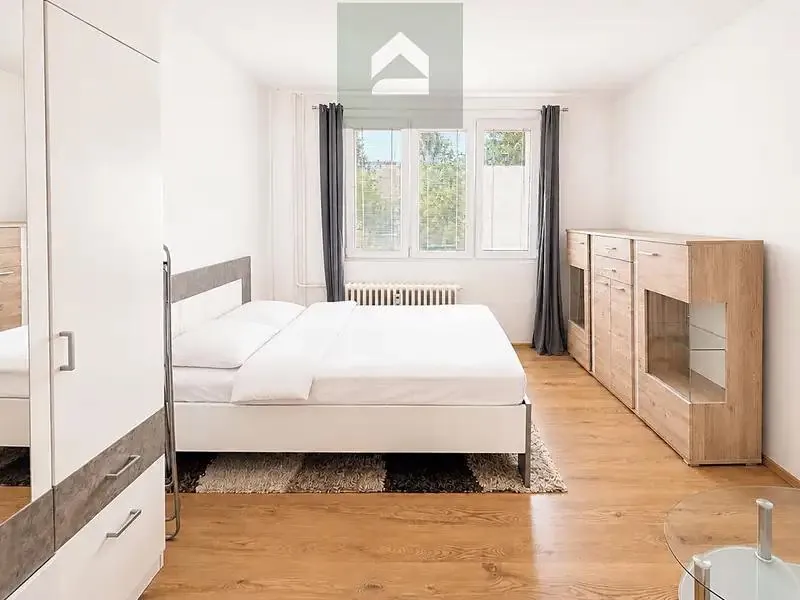 1+1, Pod Vrchem, Plzeň-město, Plzeňský kraj