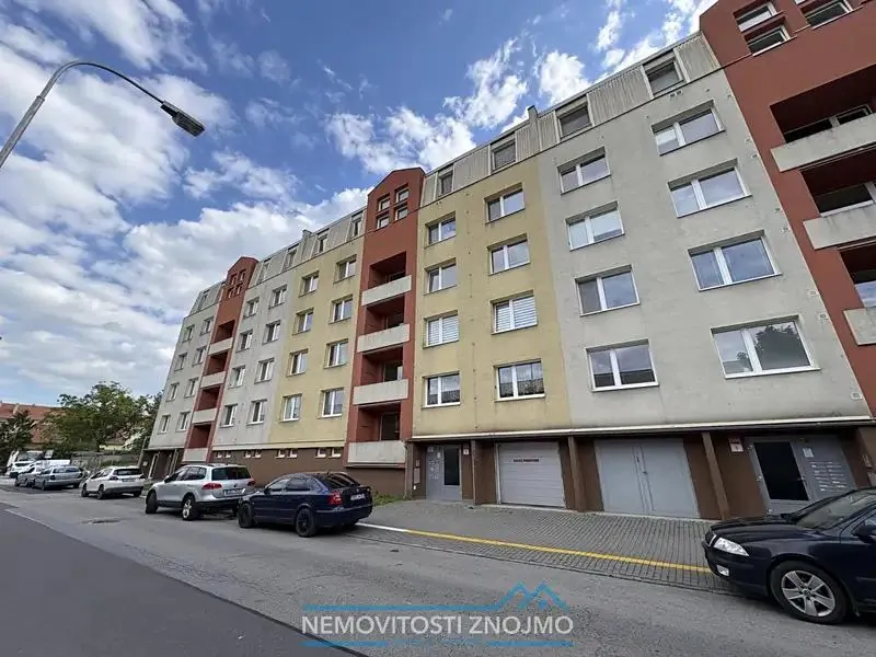 1+1, Gagarinova, Znojmo, Jihomoravský kraj