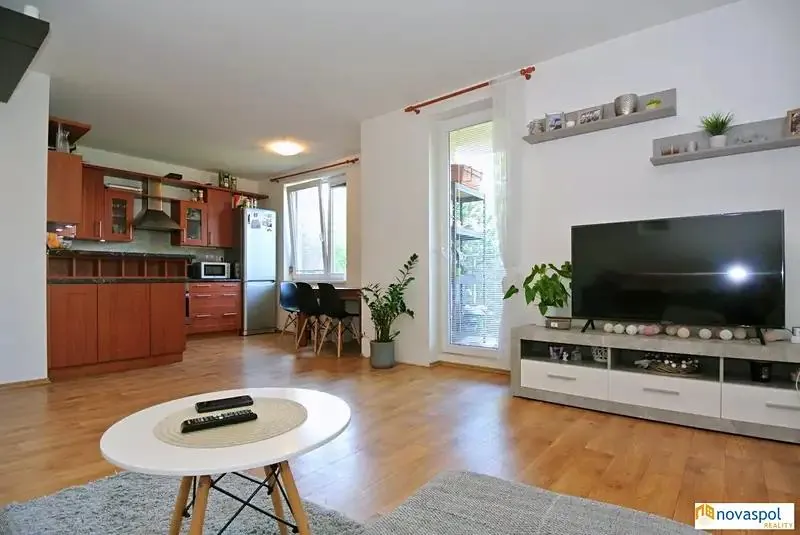 2+kk, Ve slatinách, Praha 10 - Záběhlice
